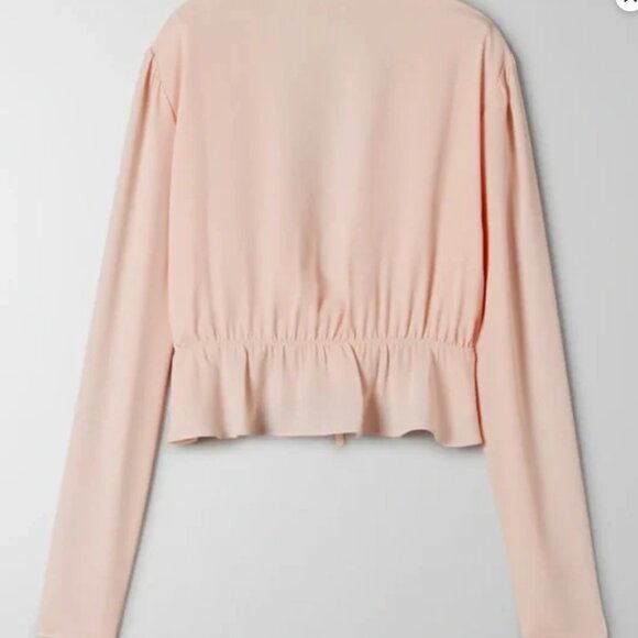 Aritzia Sunday Best Top Women S Pink Tie Front Blouse Plunge Feminine Romantic - Picture 4 of 5